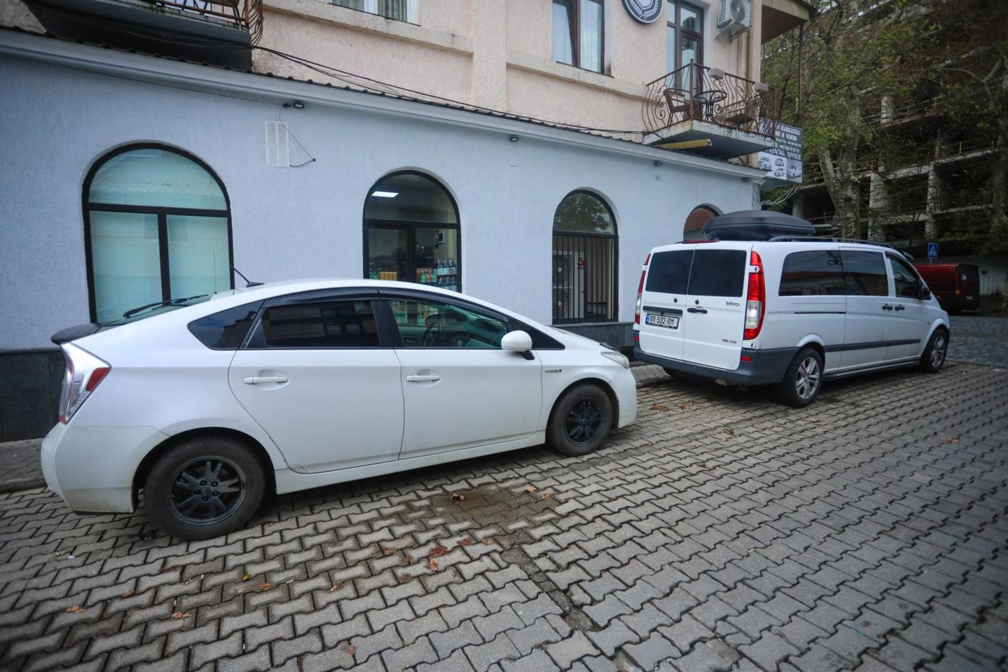 Sayulia Koetaisi Buitenkant foto