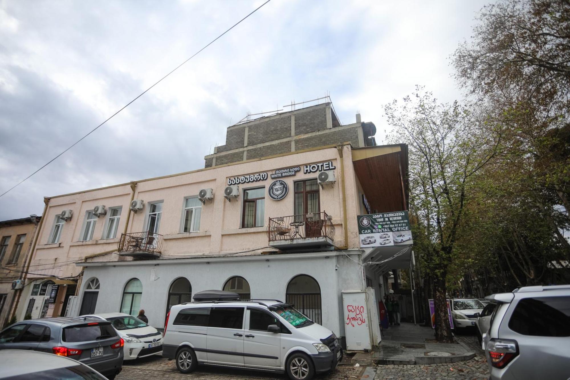 Sayulia Koetaisi Buitenkant foto